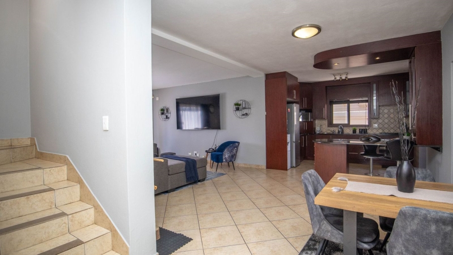 4 Bedroom Property for Sale in Safari Gardens North West